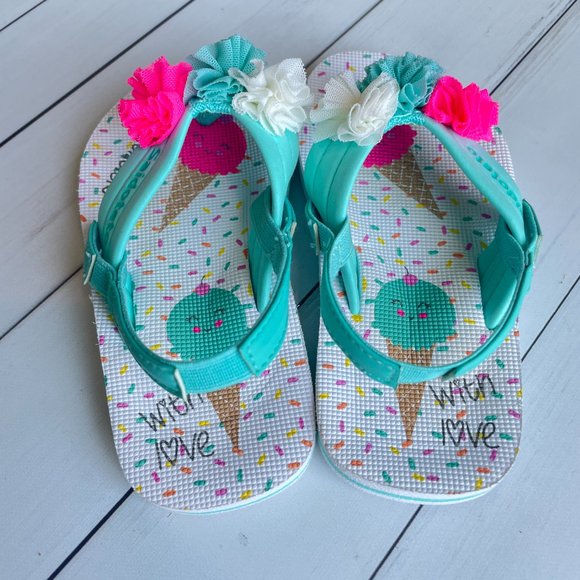 Saidoteto Toddler Girl Flip Flops Ice Cream Sprinkles Size 7 - 8 - Picture 3 of 4